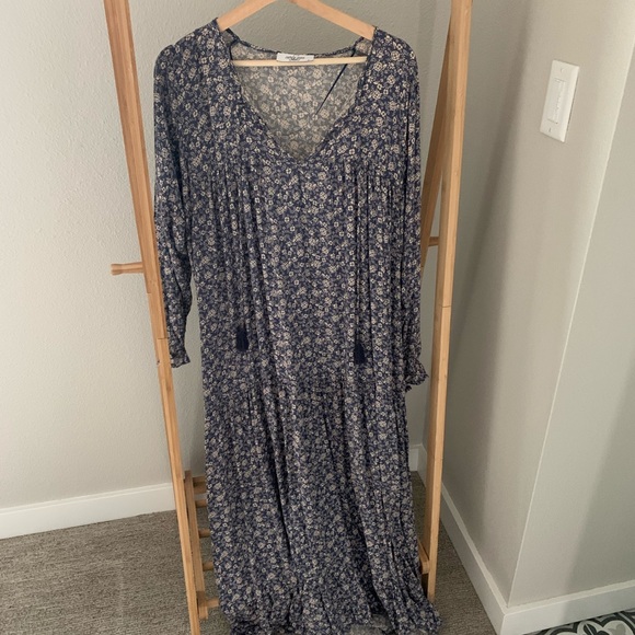 Carly Jean Los Angeles Dresses & Skirts - Carly Jean LA Laurel Boho Maxi Dress